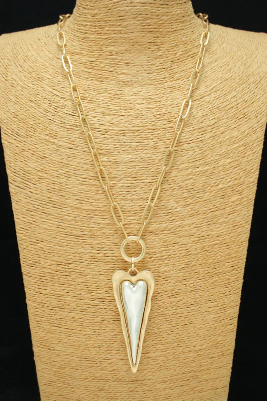 Elongated Heart-Shaped Necklace-Silver Area